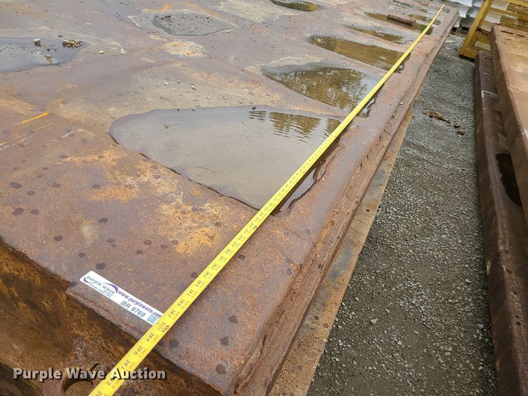 image for item BR9769 Trench box