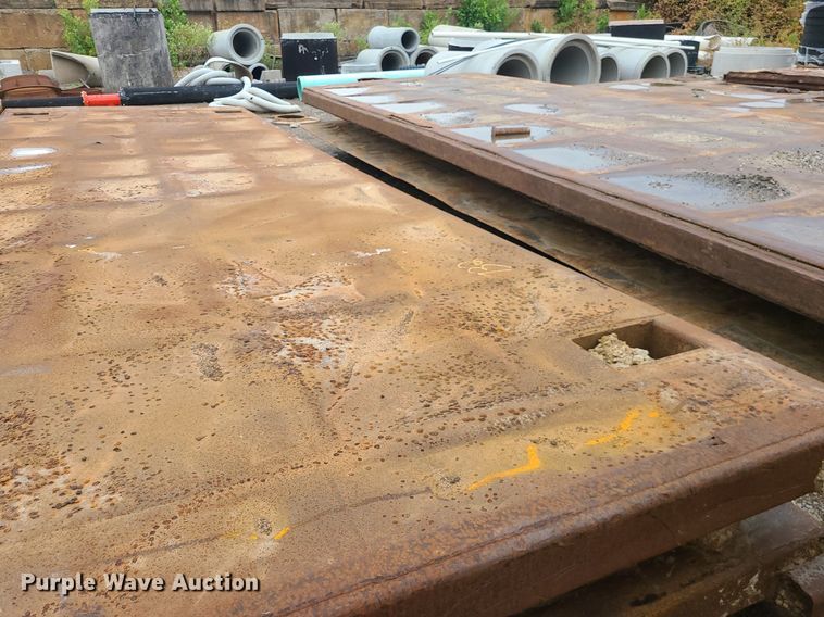 image for item BR9770 Trench box