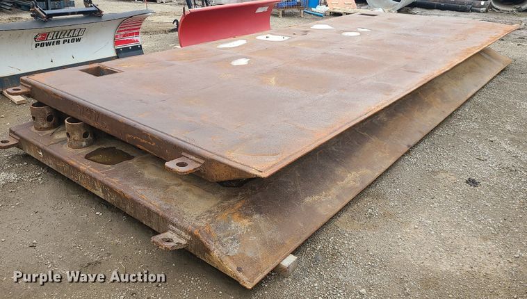 image for item BR9771 Trench box