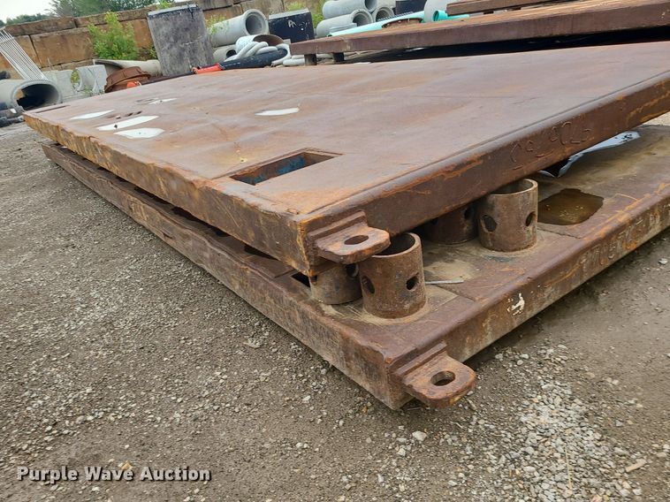 image for item BR9771 Trench box