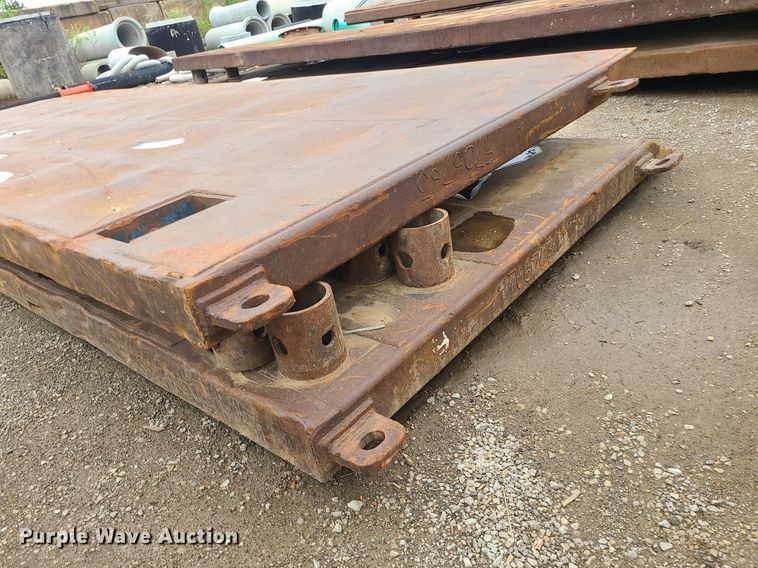 image for item BR9771 Trench box