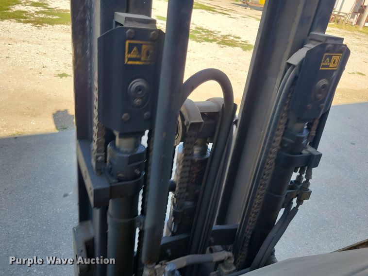 image for item DA7233 Caterpillar T50D  forklift