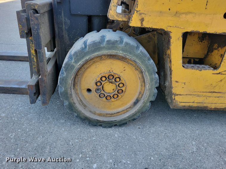 image for item DA7233 Caterpillar T50D  forklift