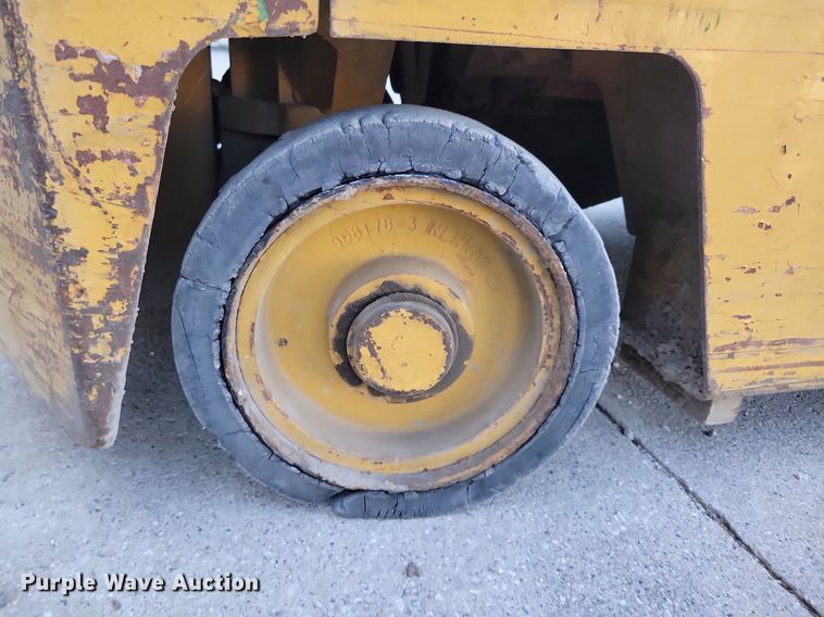 image for item DA7233 Caterpillar T50D  forklift