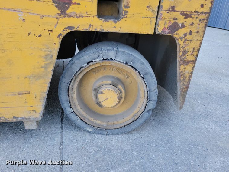 image for item DA7233 Caterpillar T50D  forklift