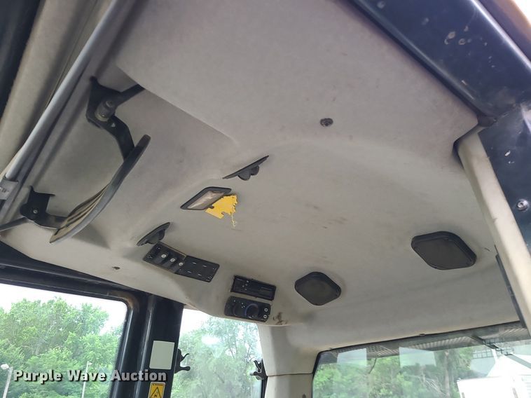 image for item DC6008 2008 Caterpillar 963D  track loader