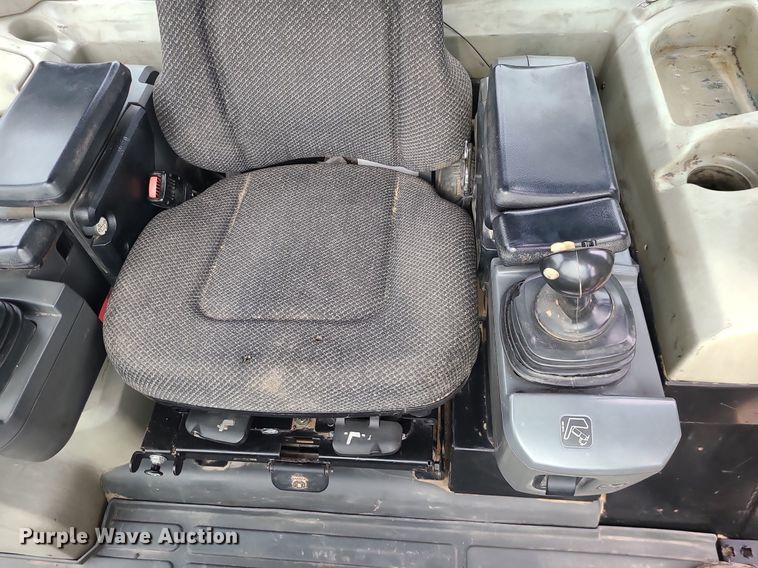 image for item DC6008 2008 Caterpillar 963D  track loader