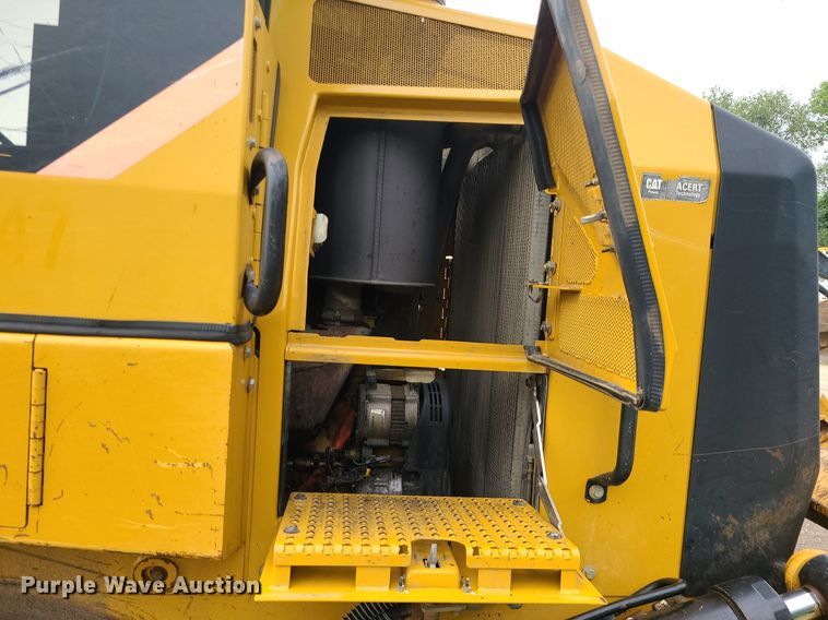 image for item DC6008 2008 Caterpillar 963D  track loader