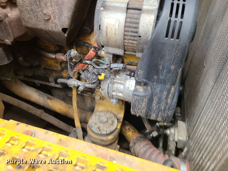 image for item DC6008 2008 Caterpillar 963D  track loader