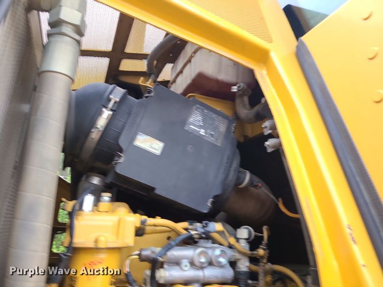 image for item DC6008 2008 Caterpillar 963D  track loader