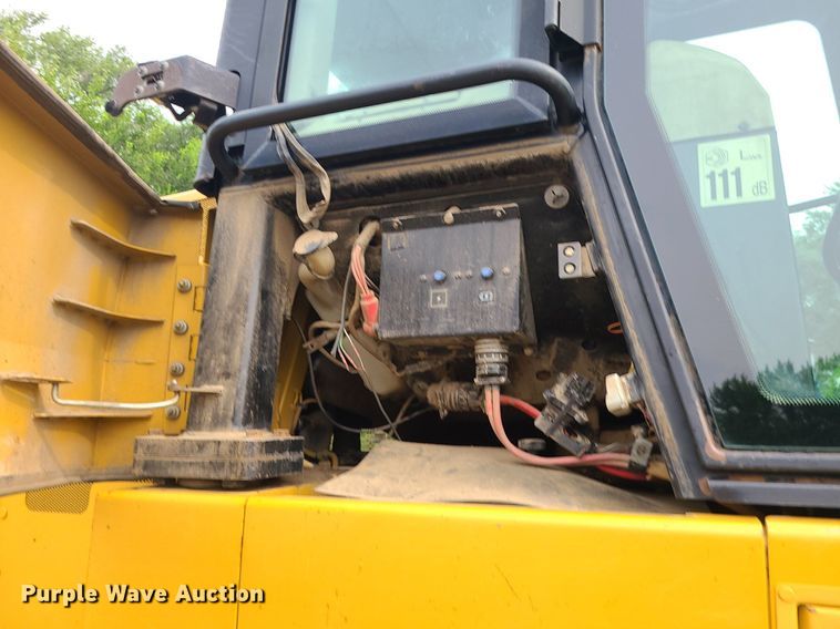 image for item DC6008 2008 Caterpillar 963D  track loader