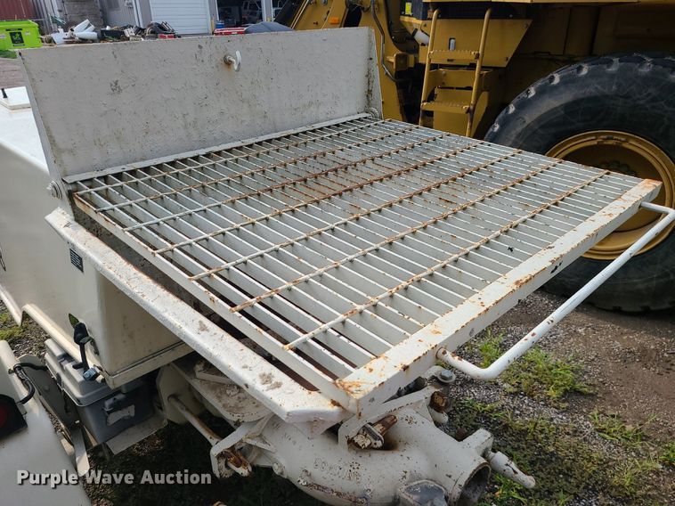 image for item DC6009 Schwing P88  concrete pump