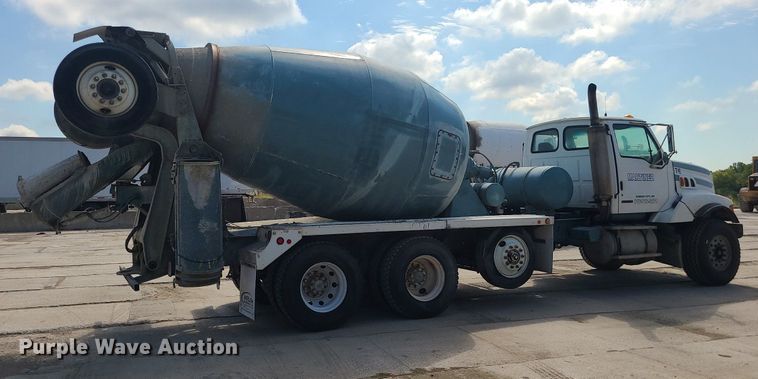 image for item DC6011 1999 Sterling L-Line  ready mix truck