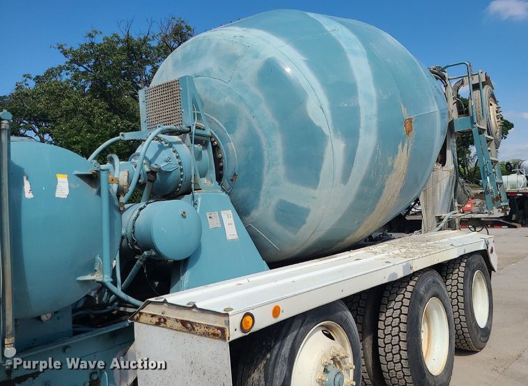 image for item DC6011 1999 Sterling L-Line  ready mix truck