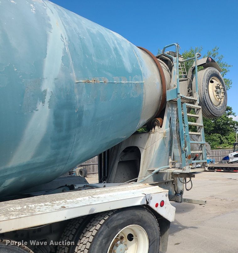 image for item DC6011 1999 Sterling L-Line  ready mix truck