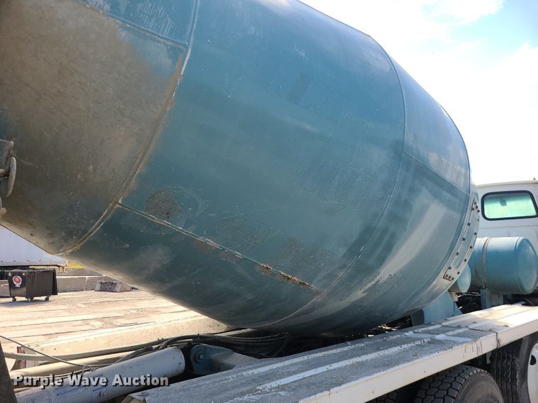 image for item DC6011 1999 Sterling L-Line  ready mix truck