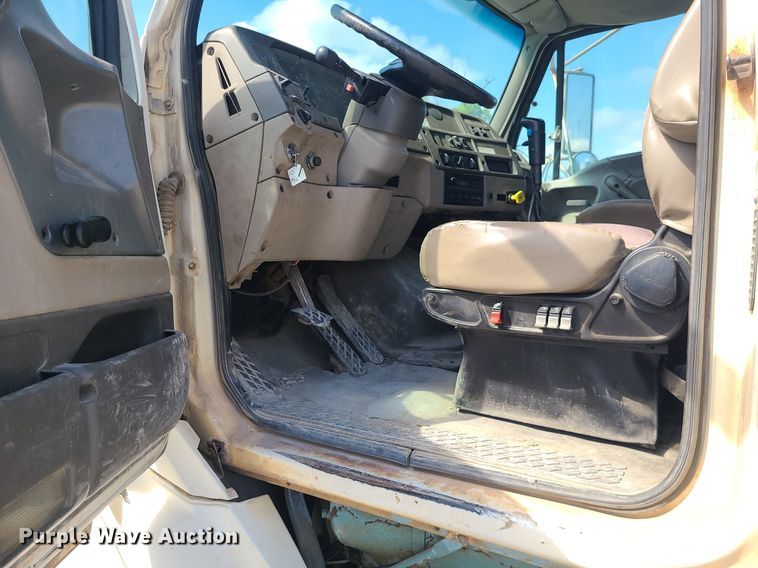 image for item DC6011 1999 Sterling L-Line  ready mix truck