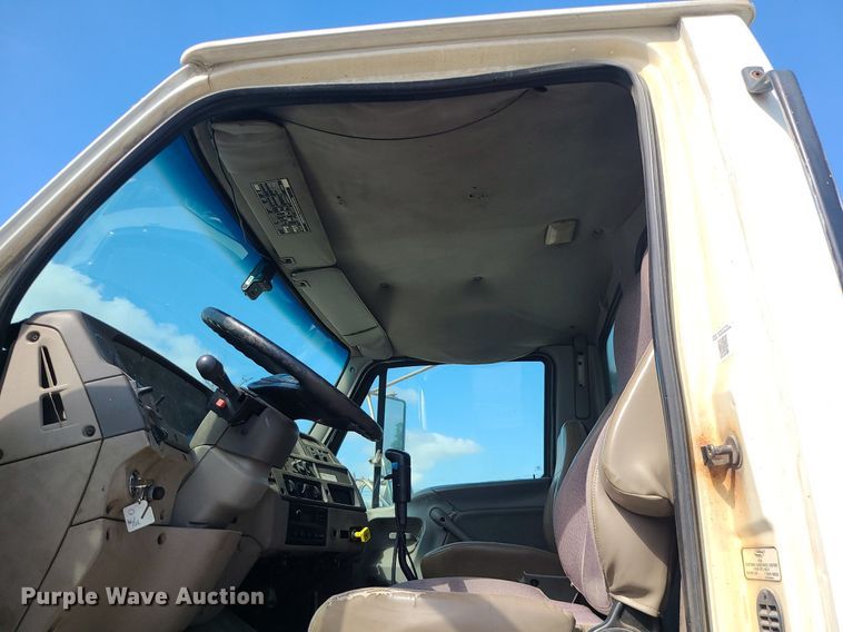 image for item DC6011 1999 Sterling L-Line  ready mix truck