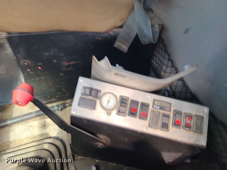 image for item DC6011 1999 Sterling L-Line  ready mix truck