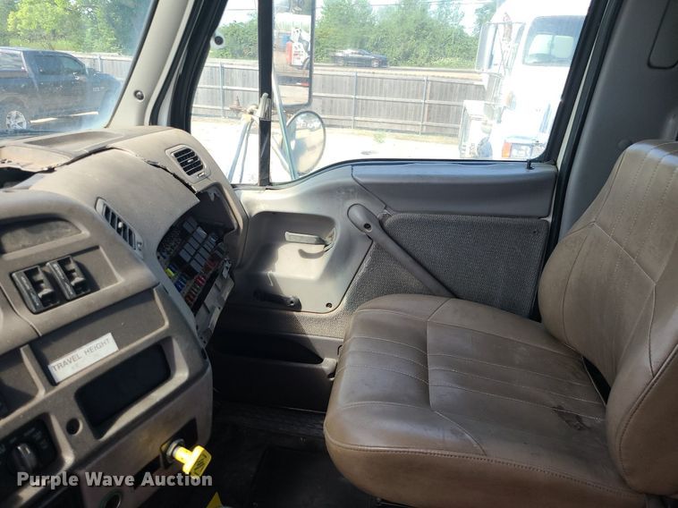 image for item DC6011 1999 Sterling L-Line  ready mix truck