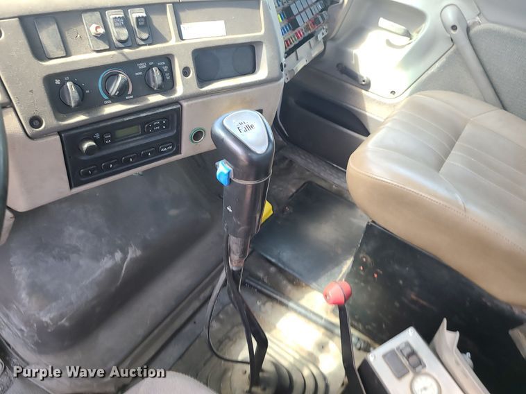 image for item DC6011 1999 Sterling L-Line  ready mix truck