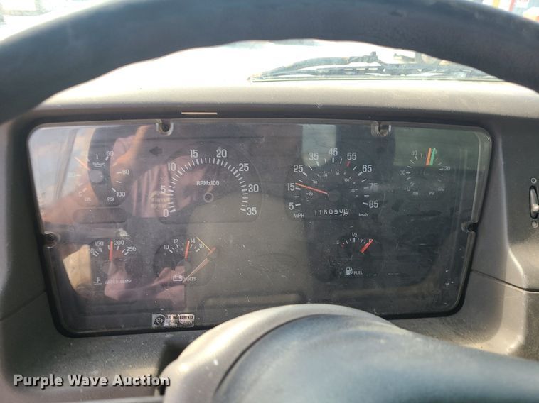 image for item DC6011 1999 Sterling L-Line  ready mix truck