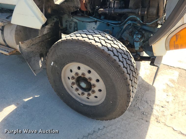 image for item DC6011 1999 Sterling L-Line  ready mix truck