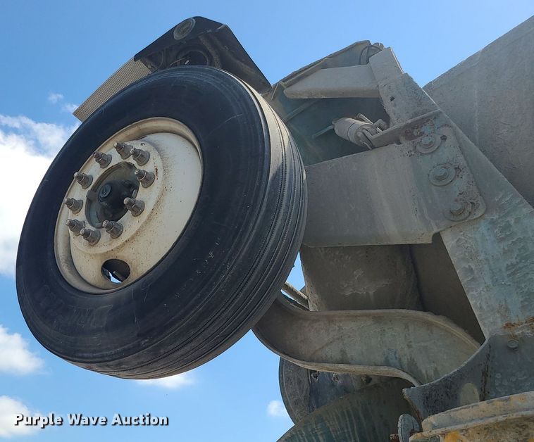 image for item DC6011 1999 Sterling L-Line  ready mix truck