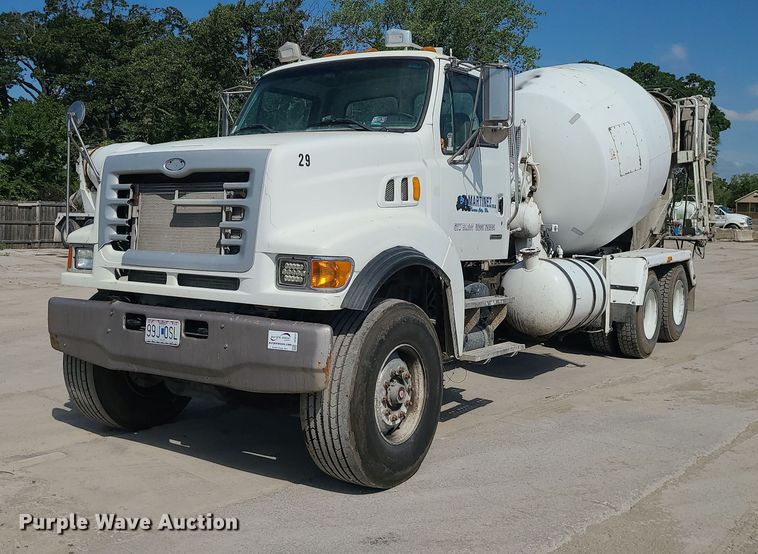 image for item DC6012 2005 Sterling L-Line  ready mix truck