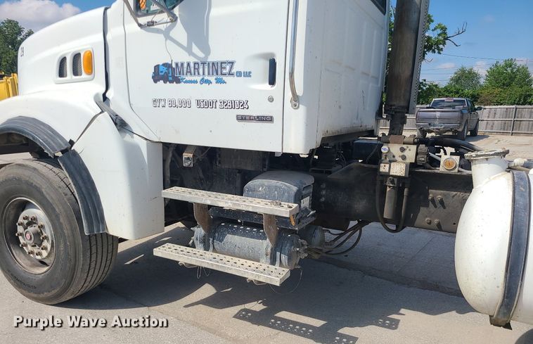 image for item DC6012 2005 Sterling L-Line  ready mix truck