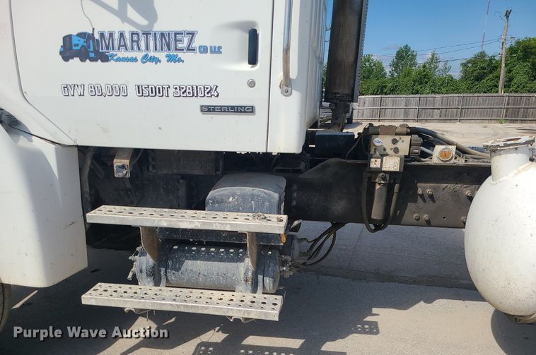 image for item DC6012 2005 Sterling L-Line  ready mix truck