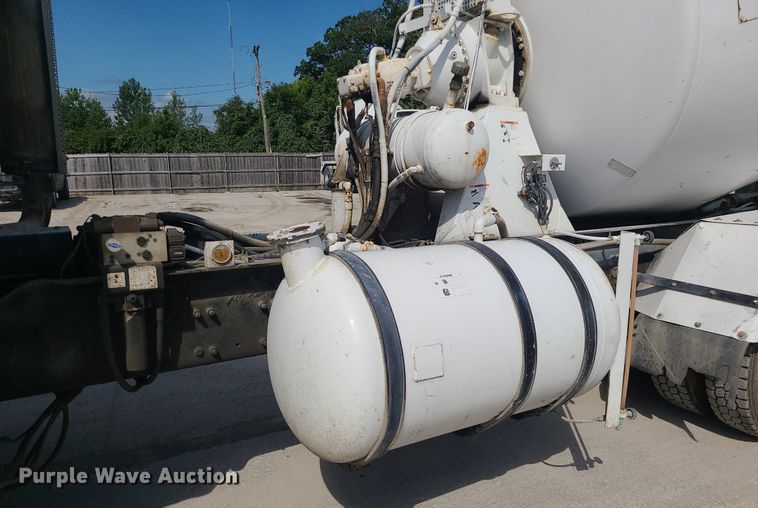 image for item DC6012 2005 Sterling L-Line  ready mix truck