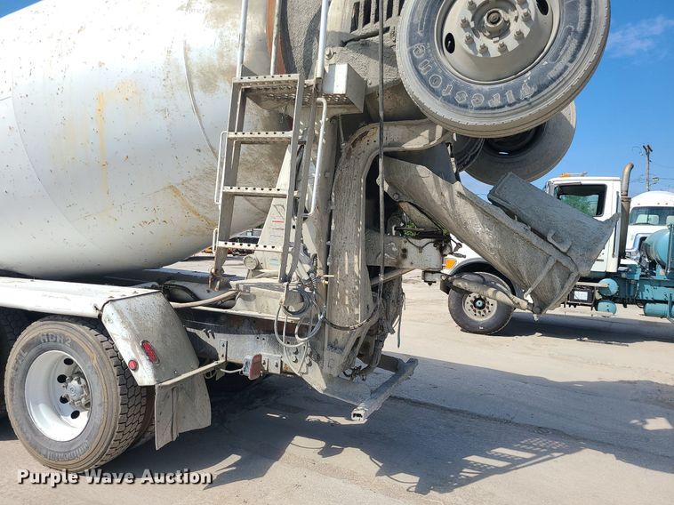 image for item DC6012 2005 Sterling L-Line  ready mix truck