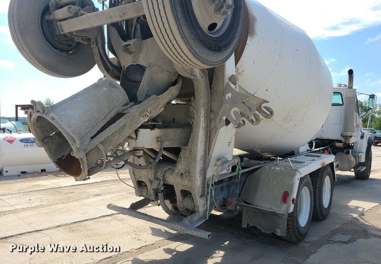 image for item DC6012 2005 Sterling L-Line  ready mix truck