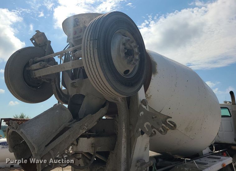 image for item DC6012 2005 Sterling L-Line  ready mix truck