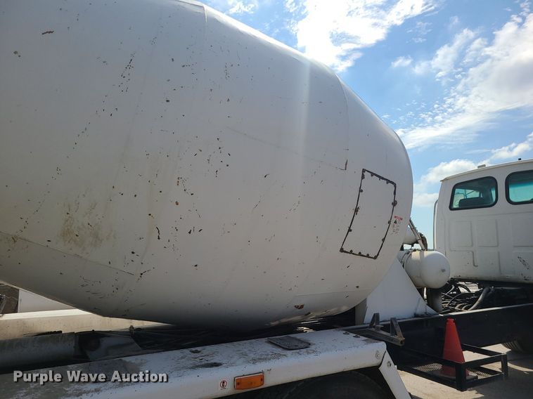 image for item DC6012 2005 Sterling L-Line  ready mix truck