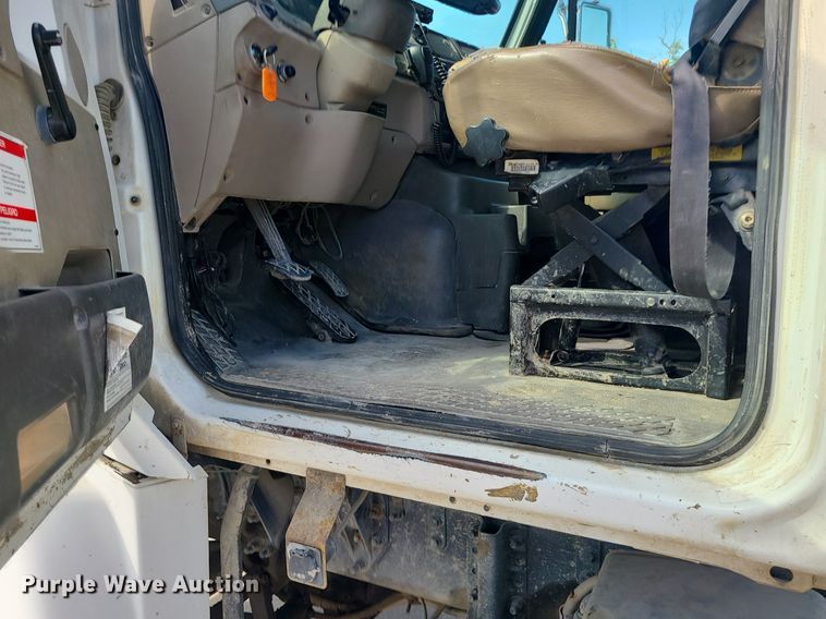 image for item DC6012 2005 Sterling L-Line  ready mix truck