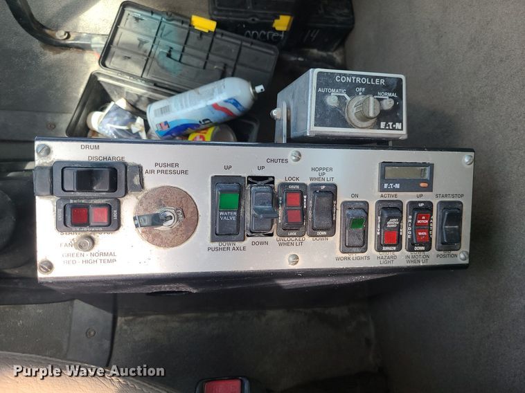 image for item DC6012 2005 Sterling L-Line  ready mix truck