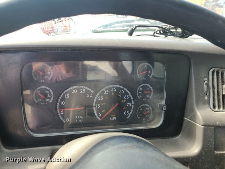 image for item DC6012 2005 Sterling L-Line  ready mix truck