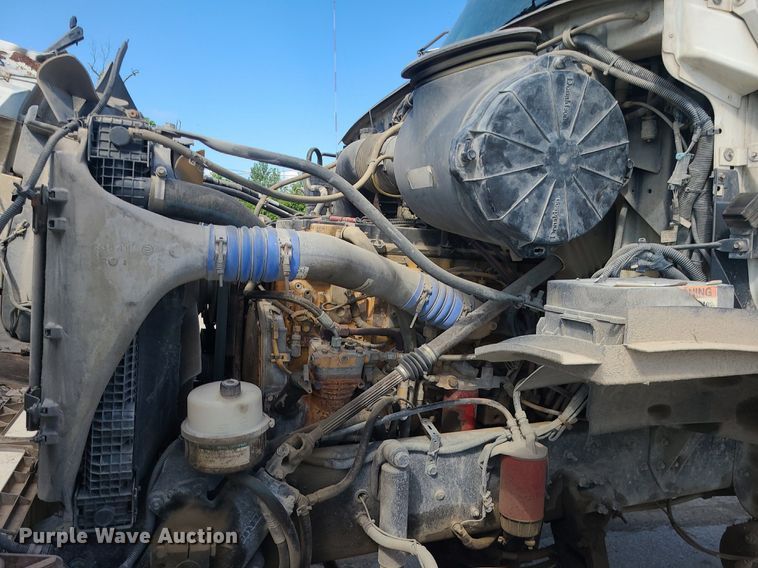 image for item DC6012 2005 Sterling L-Line  ready mix truck