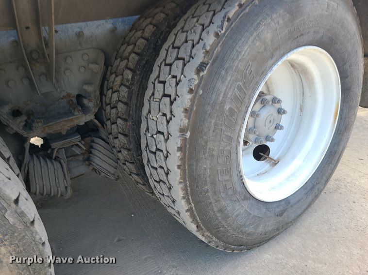 image for item DC6012 2005 Sterling L-Line  ready mix truck