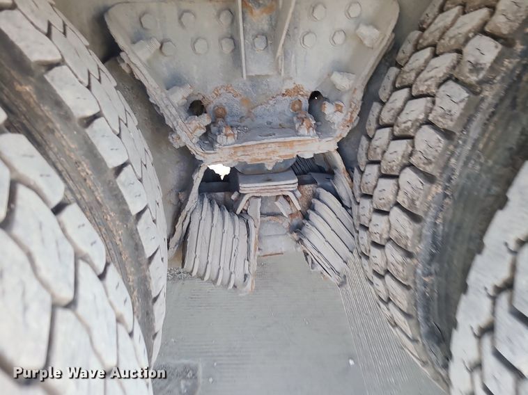 image for item DC6012 2005 Sterling L-Line  ready mix truck