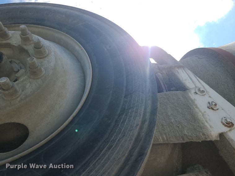 image for item DC6012 2005 Sterling L-Line  ready mix truck