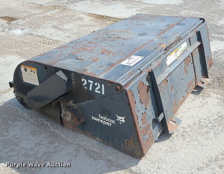 image for item DC6013 Bobcat  72"W skid steer sweeper