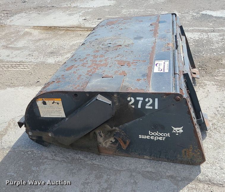 image for item DC6013 Bobcat  72"W skid steer sweeper