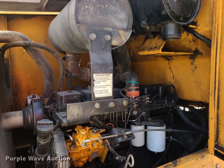 image for item DC6014 1995 Case 621B  wheel loader