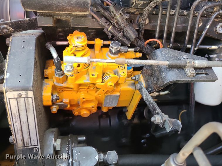 image for item DC6014 1995 Case 621B  wheel loader