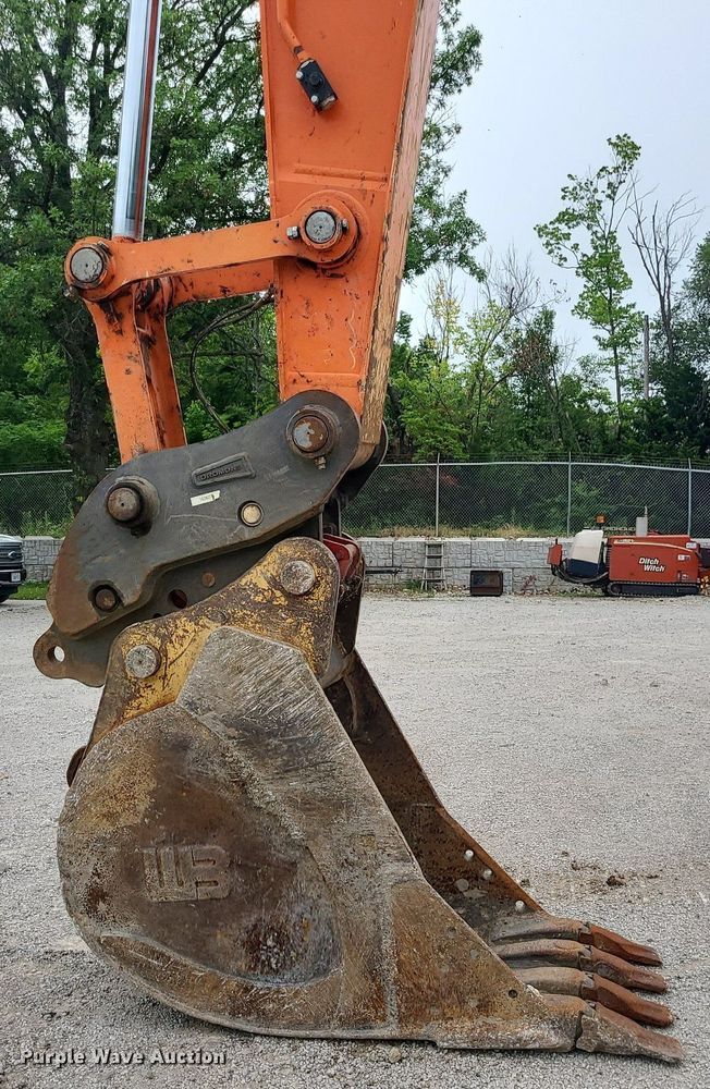 image for item DC6020 2018 Hitachi ZX350LC-6N  excavator