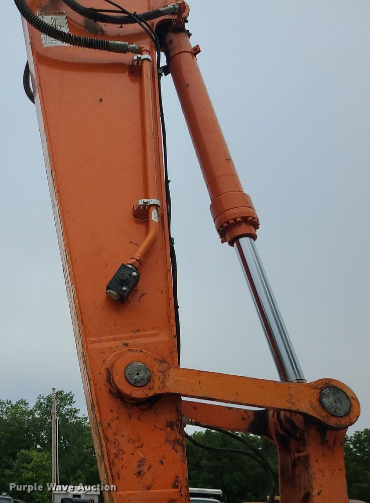 image for item DC6020 2018 Hitachi ZX350LC-6N  excavator