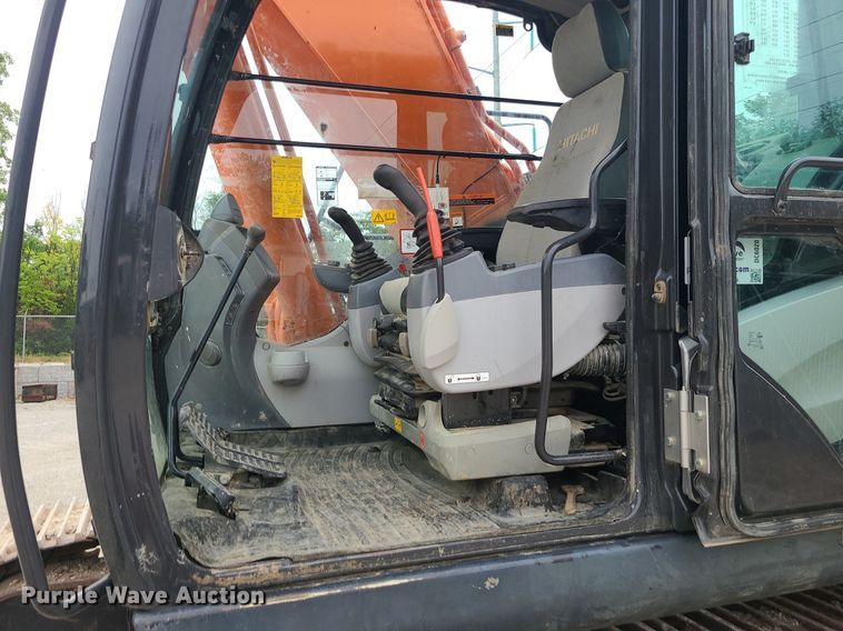 image for item DC6020 2018 Hitachi ZX350LC-6N  excavator